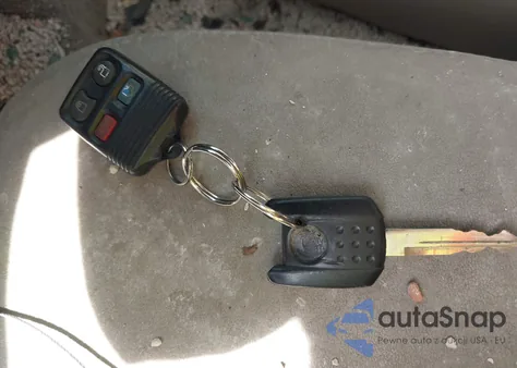 2010 Mercury Grand Marquis Ls (Fleet Only) из США, поврежденный, VIN 2MEBM7FV0AX627422